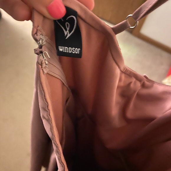 Mauve colored dress! - Picture 4 of 5